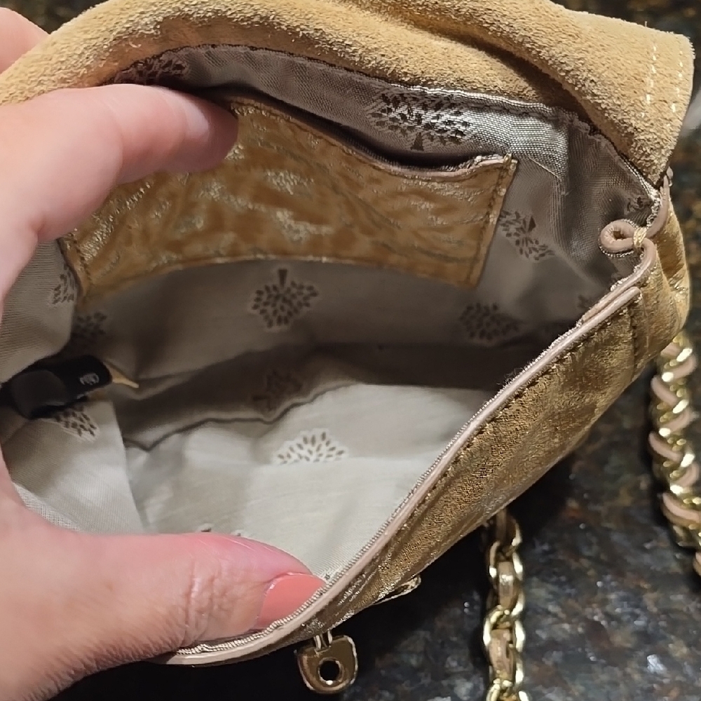 Mulberry Mini Lily Elegant Tan and Gold Crossbody Chain Bag - Picture 6 of 12